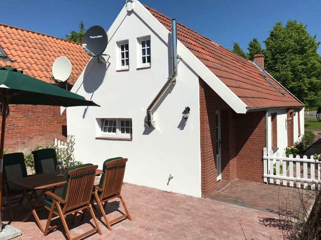Ferienhaus Wattwurm Rysum Exterior photo